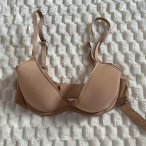 NWT skims bra